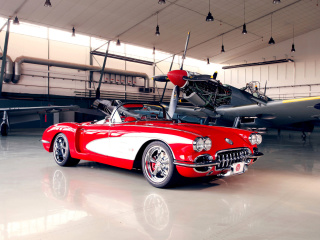 Screenshot №1 pro téma Pogea Racing Chevrolet Corvette 1959 320x240