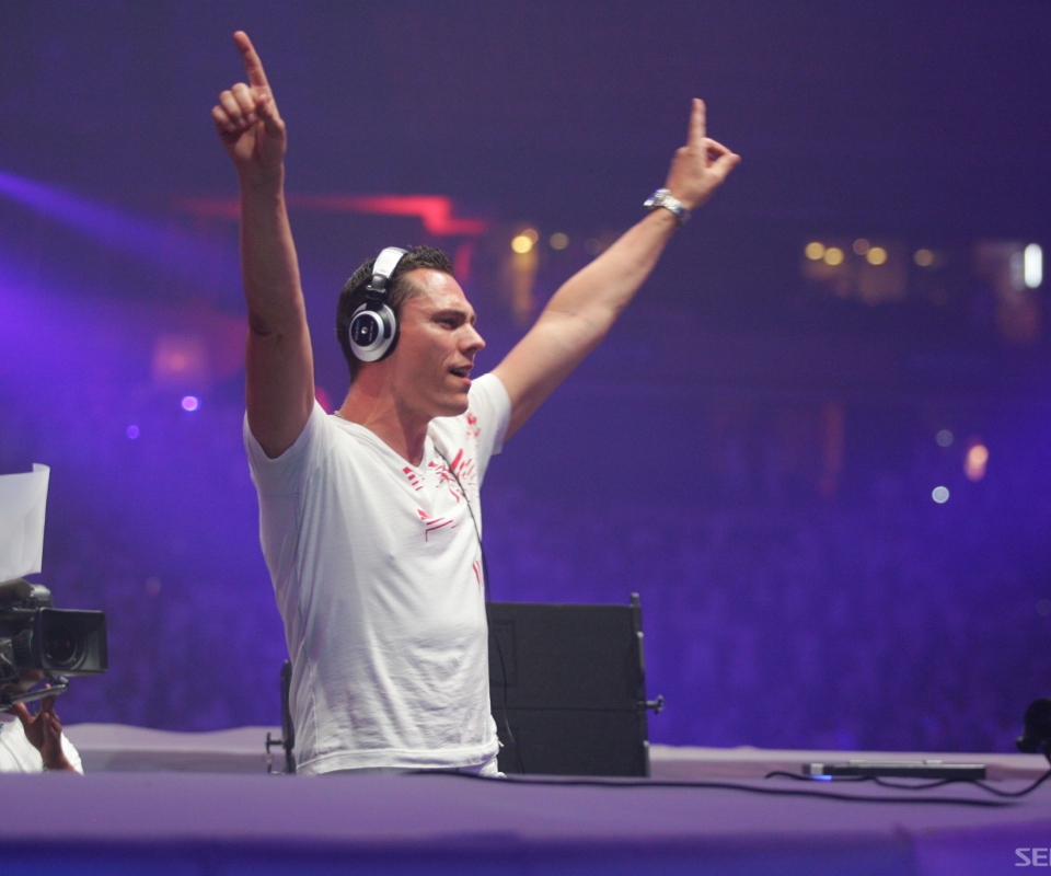 Fondo de pantalla Sensation White - Dj Tiesto 960x800