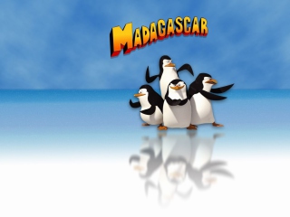Das Penguins of Madagascar Wallpaper 320x240