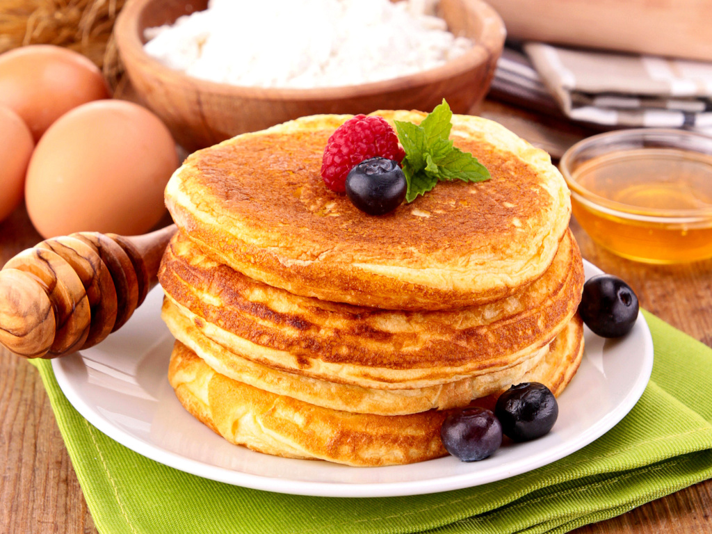 Fondo de pantalla Pancakes with honey 1024x768