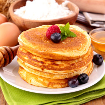 Pancakes with honey wallpaper 208x208