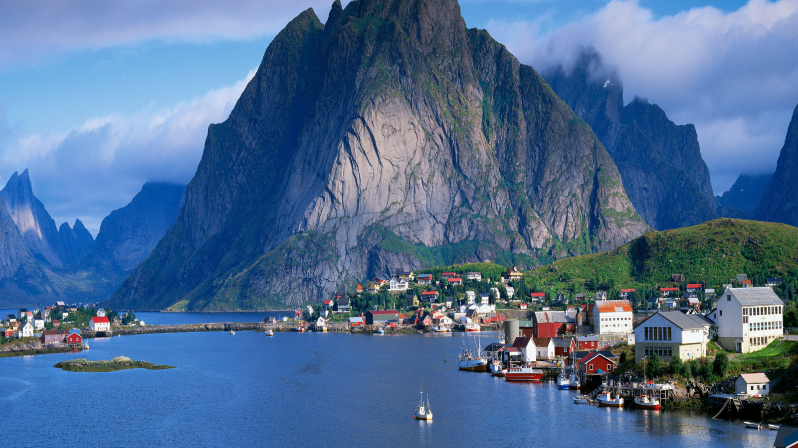 Fondo de pantalla Beautiful Norway 1600x900