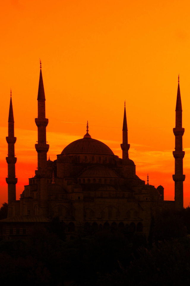 Sunset in Istanbul wallpaper 640x960