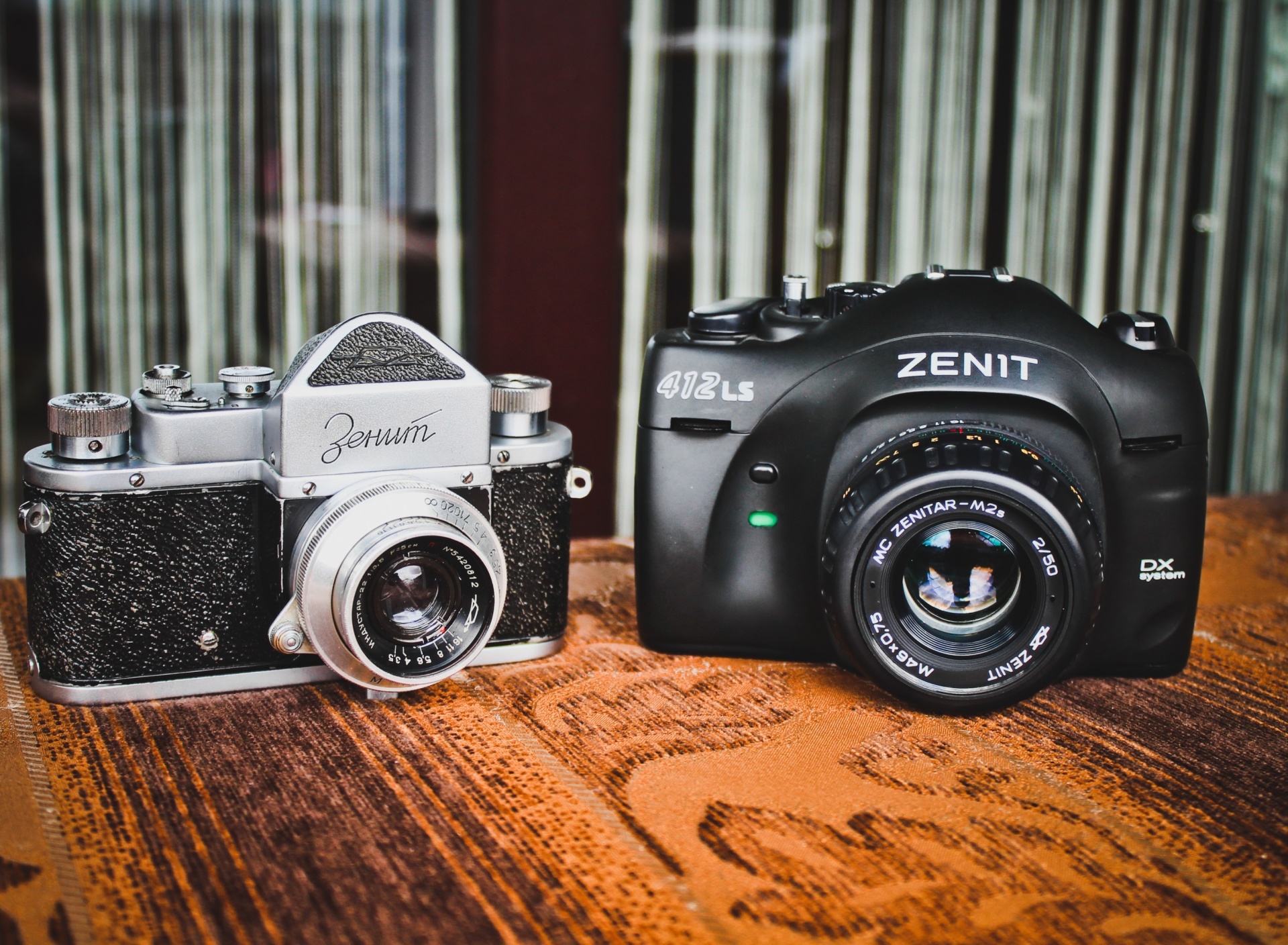 Обои Zenit Camera 1920x1408
