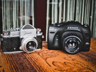 Zenit Camera wallpaper 320x240