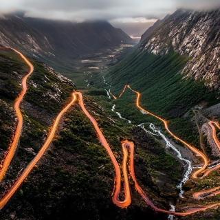 Trollstigen Serpentine Road in Norway papel de parede para celular para iPad mini