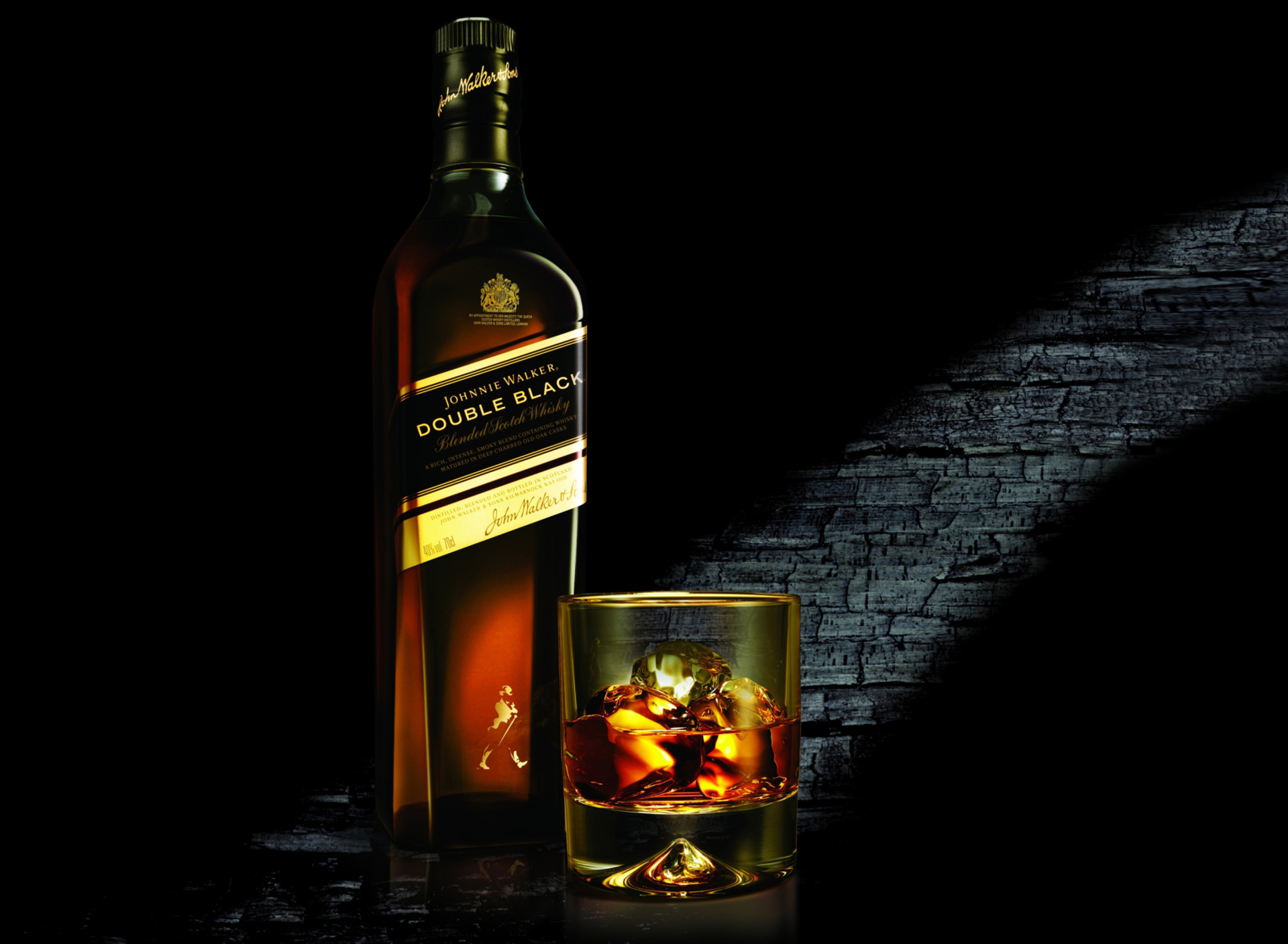 Fondo de pantalla Whiskey Bottle 1920x1408