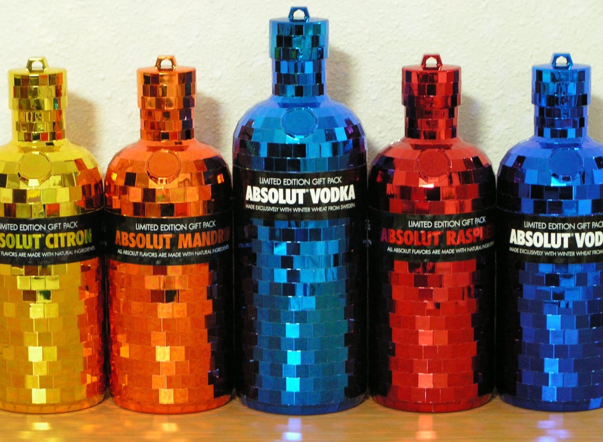 Absolut Vodka Limited Edition wallpaper 1920x1408