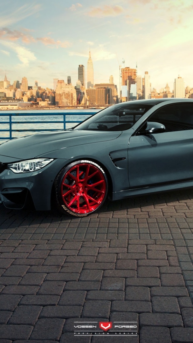 Das BMW M4 Red Wheels Wallpaper 640x1136