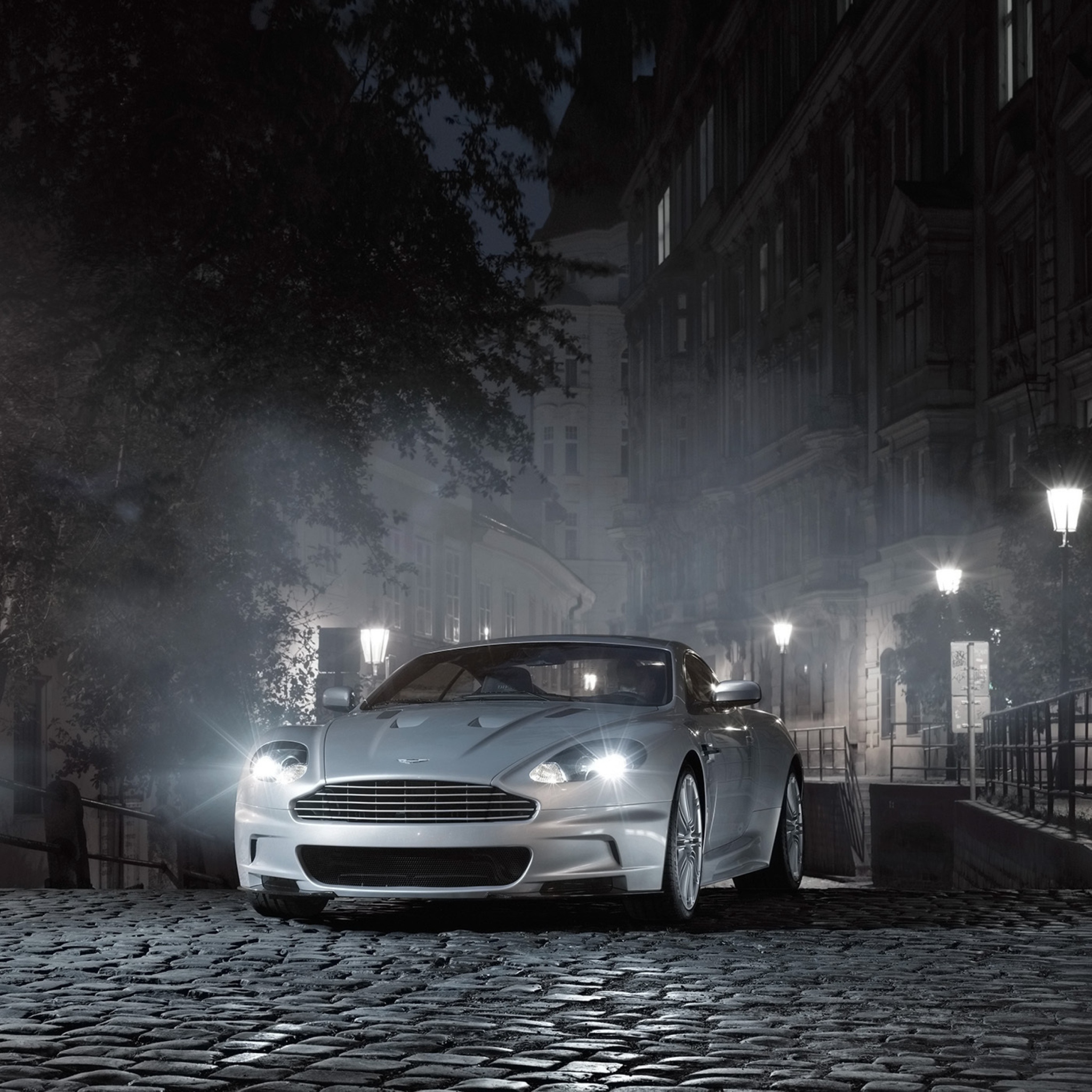 Обои White Aston Martin At Night 2048x2048