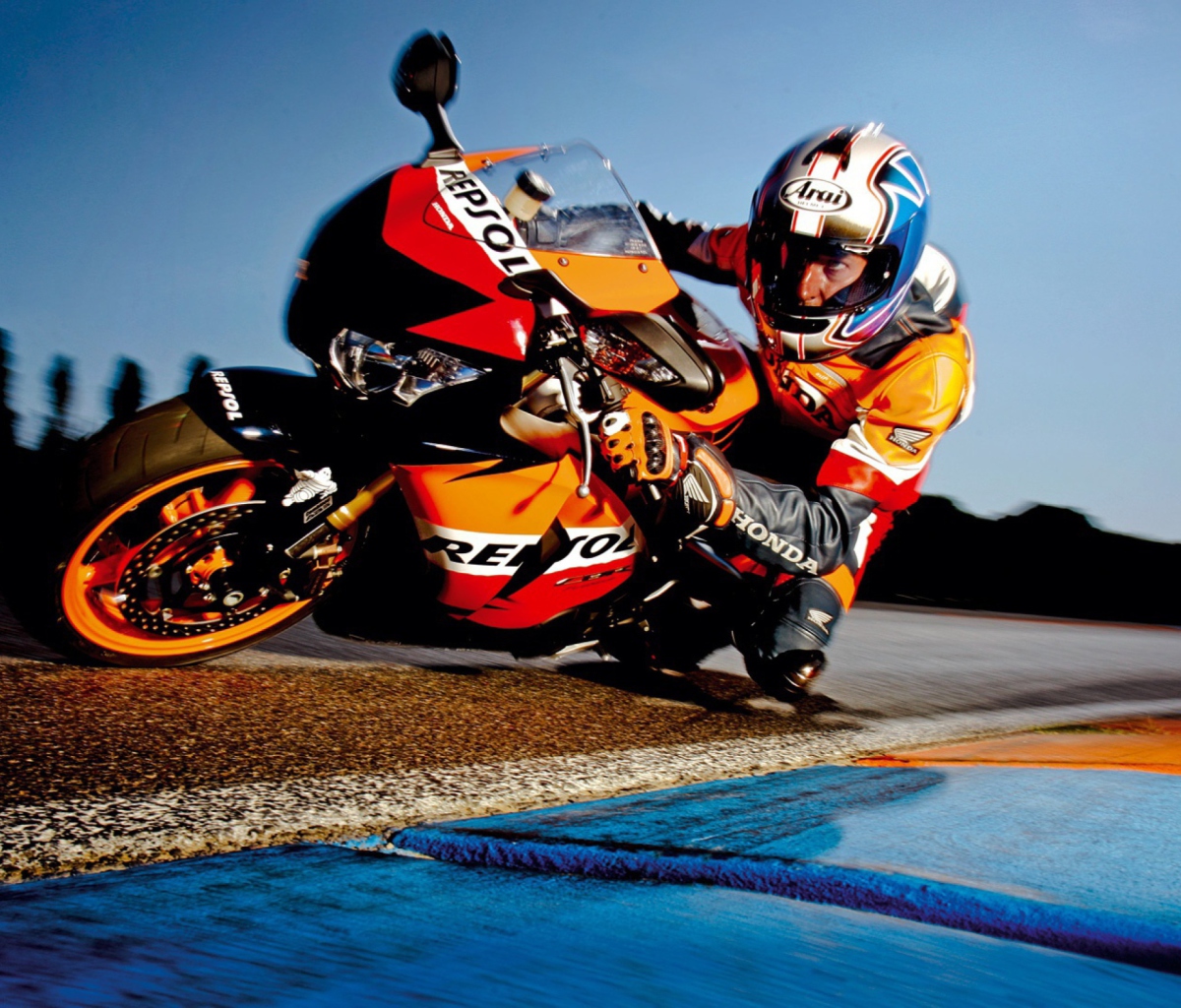 Screenshot №1 pro téma Repsol Honda 1200x1024