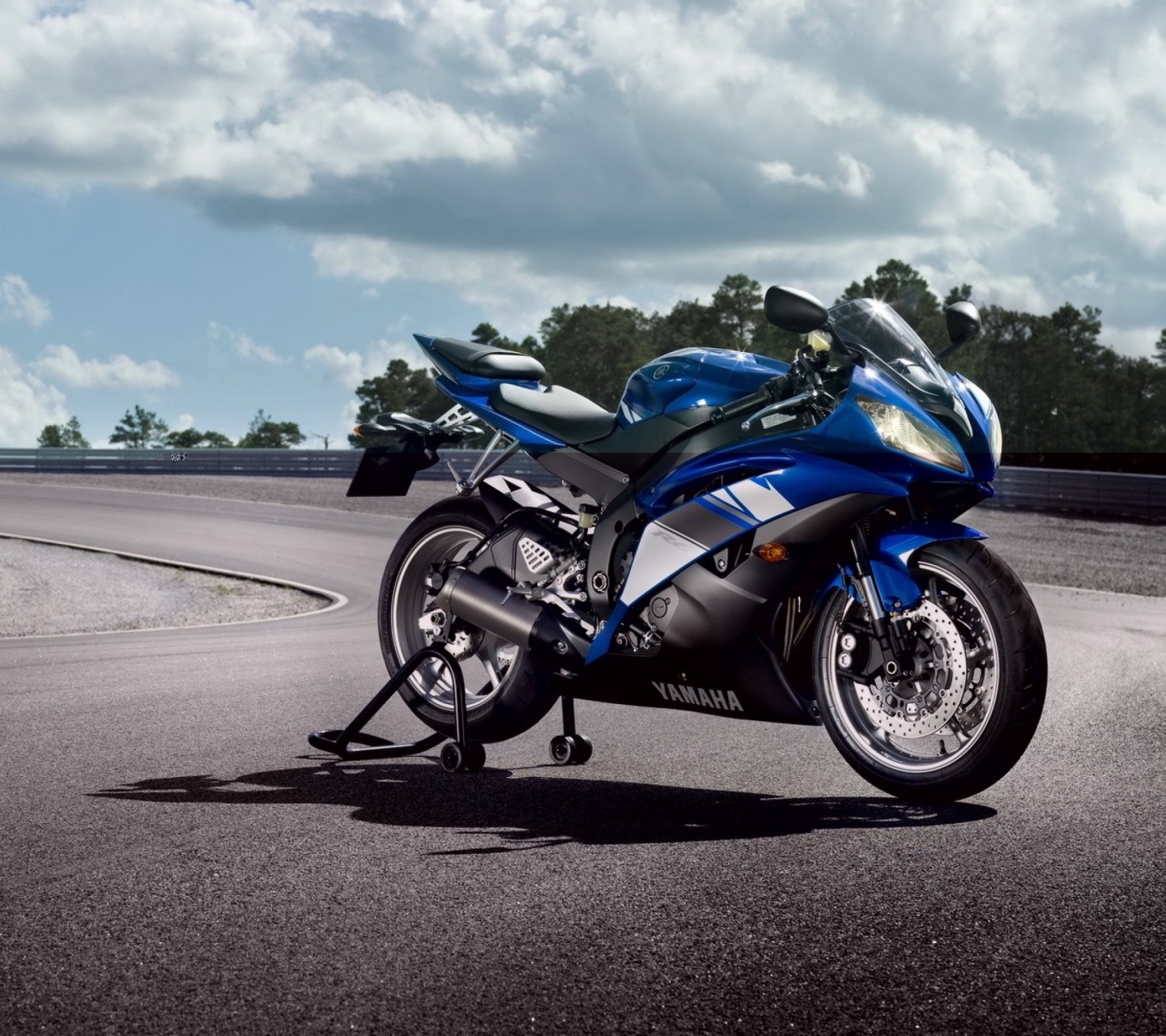 Screenshot №1 pro téma Blue Yamaha R6 1440x1280