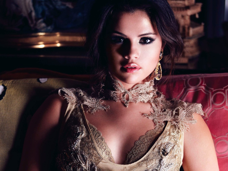 Screenshot №1 pro téma Selena Gomez 800x600