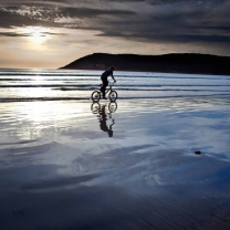 Screenshot №1 pro téma Beach Bike Ride 208x208