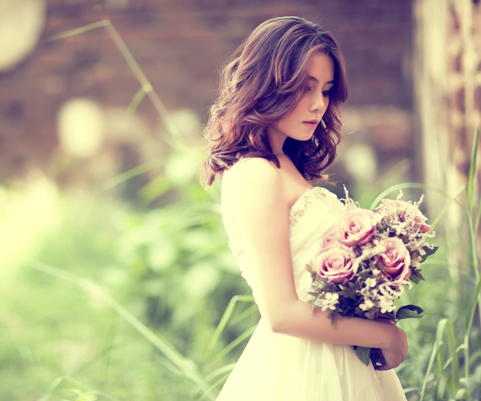 Bride With Bouquet screenshot #1 960x800