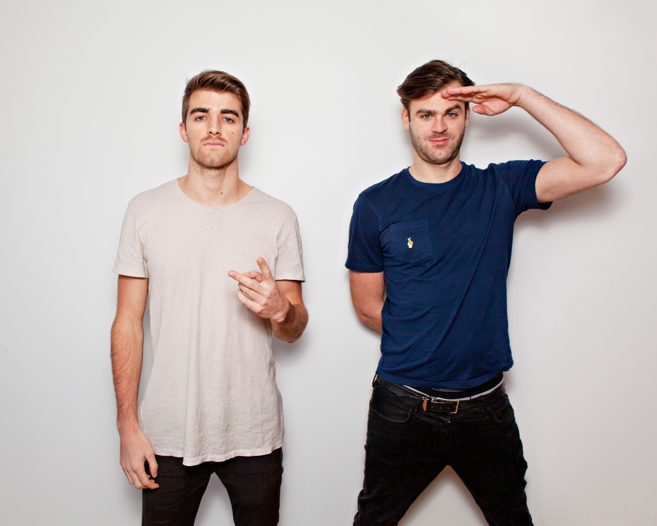 Fondo de pantalla The Chainsmokers with Andrew Taggart and Alex Pall 1280x1024