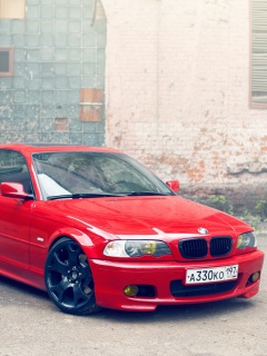 Обои BMW E46 Stance 240x320