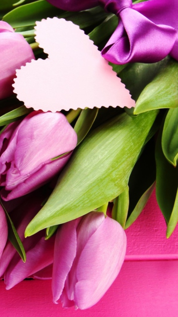 Screenshot №1 pro téma Pink Tulips Bouquet And Paper Heart 360x640