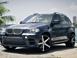 Обои BMW X5 320x240