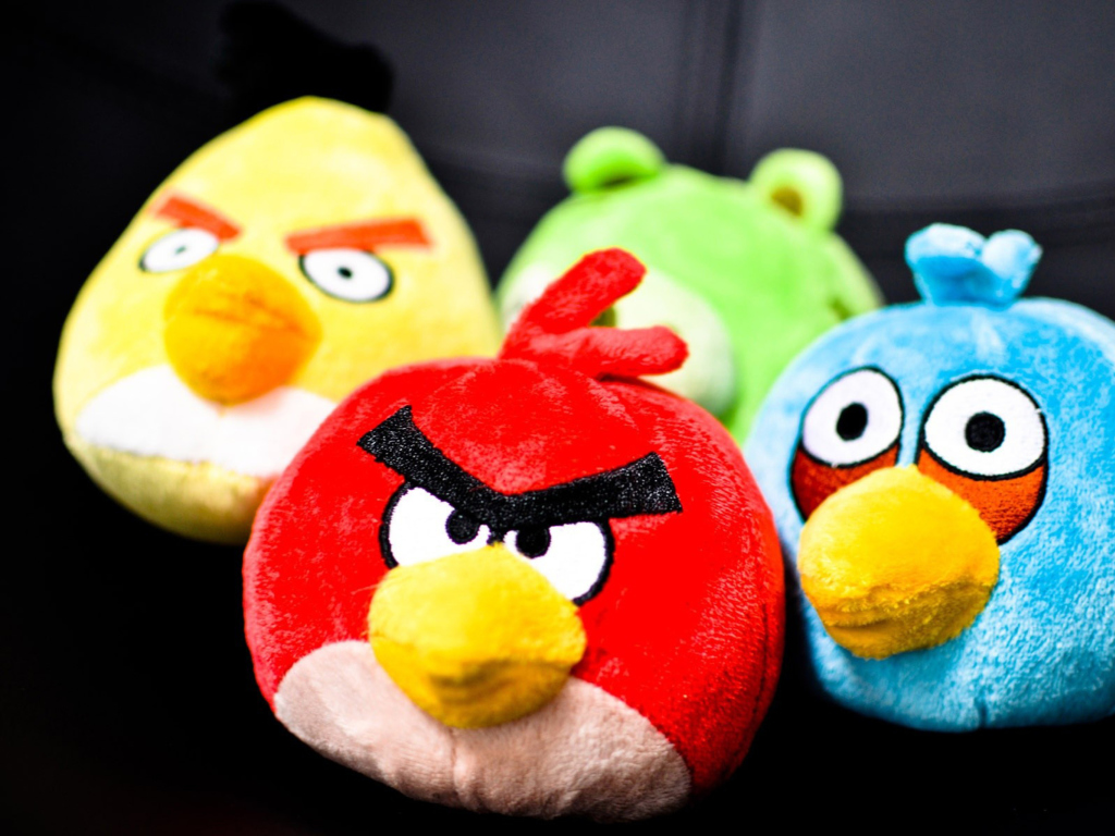 Обои Angry Birds Plush Toy 1024x768