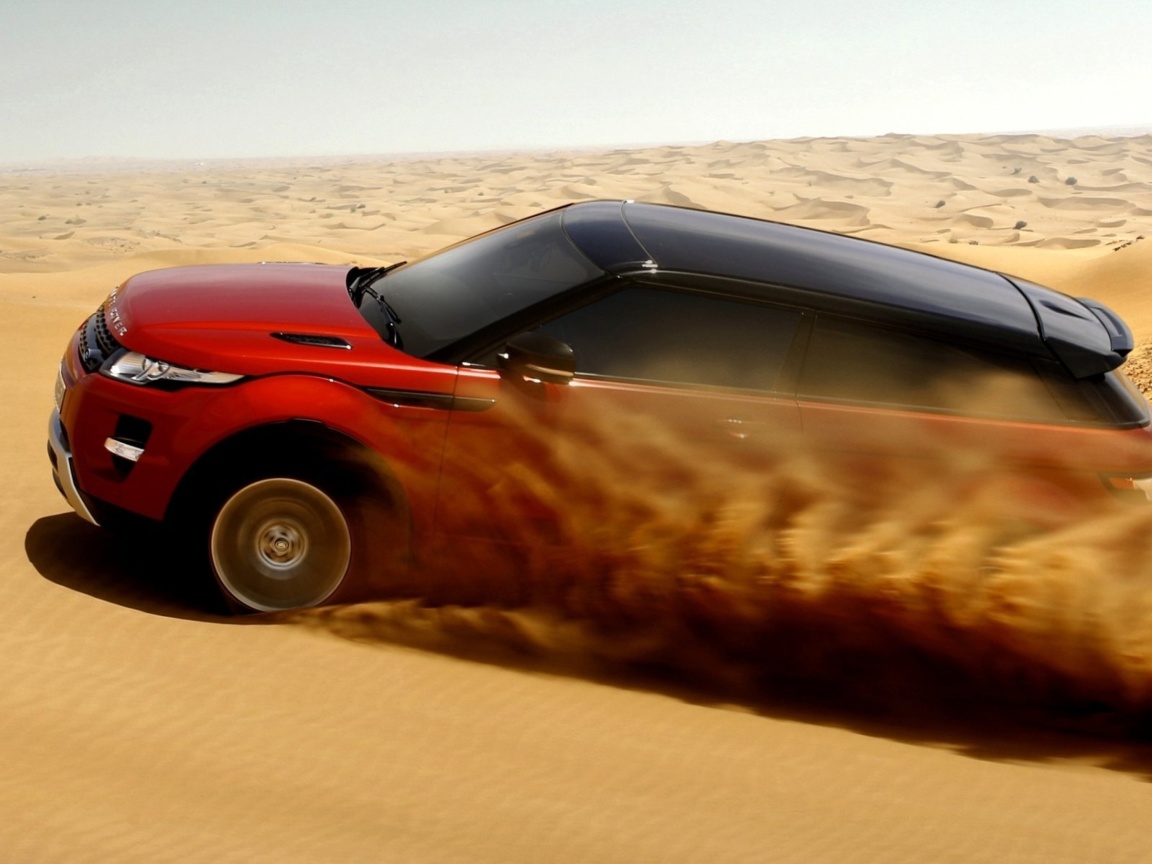 Range Rover Evoque Dubai wallpaper 1152x864