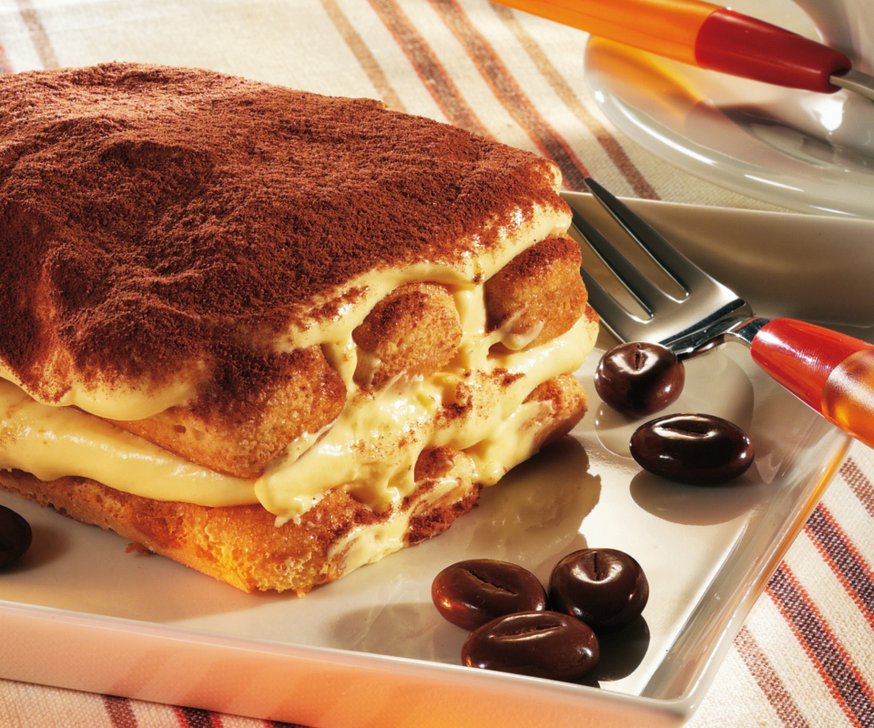 Das Tiramisu Italian Dessert Wallpaper 960x800