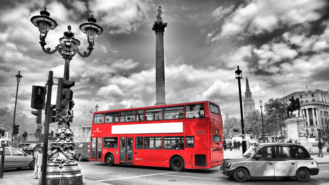 Обои Trafalgar Square London 1280x720