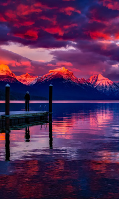 Fondo de pantalla Lake McDonald in Glacier National Park 240x400