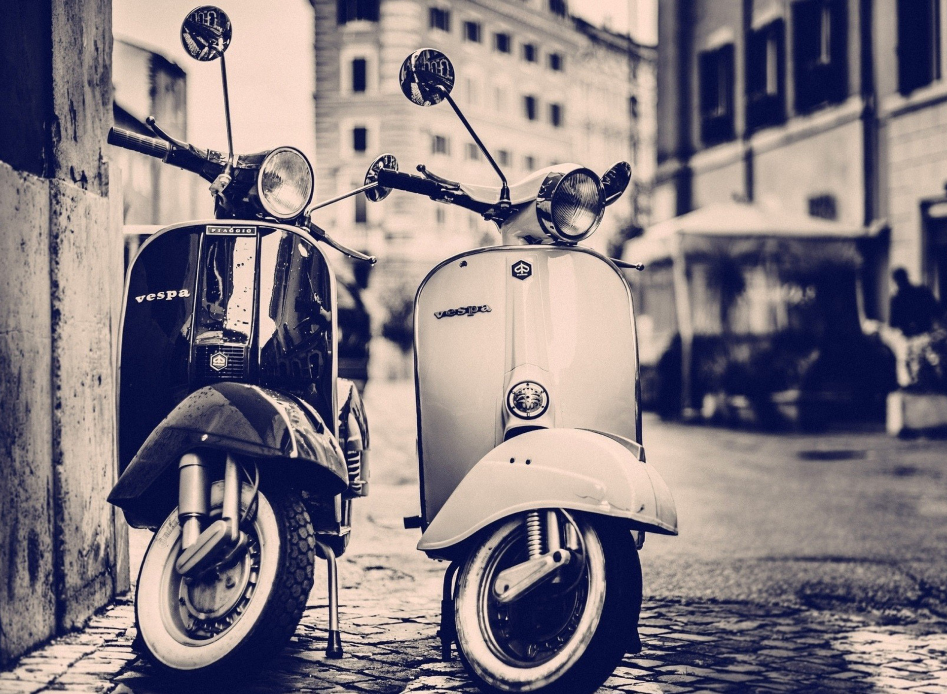 Обои Vespa Scooter 1920x1408