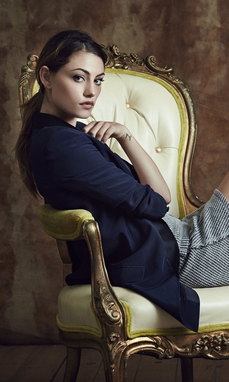 Обои The Originals Phoebe Tonkin 768x1280