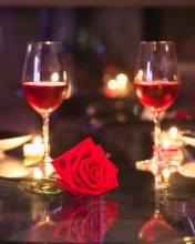 Fondo de pantalla Romantic evening with wine 176x220