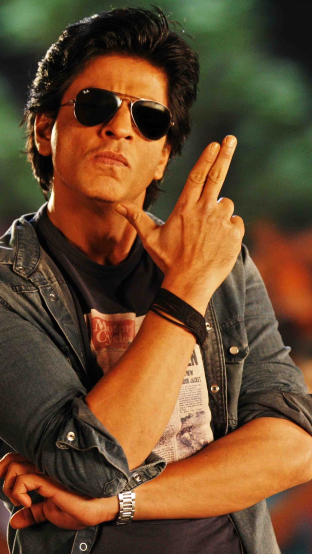 Обои Shah Rukh Khan Chennai Express 2013 640x1136