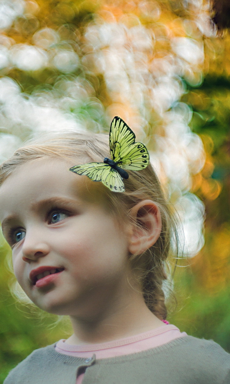 Fondo de pantalla Little Butterfly Princess 768x1280
