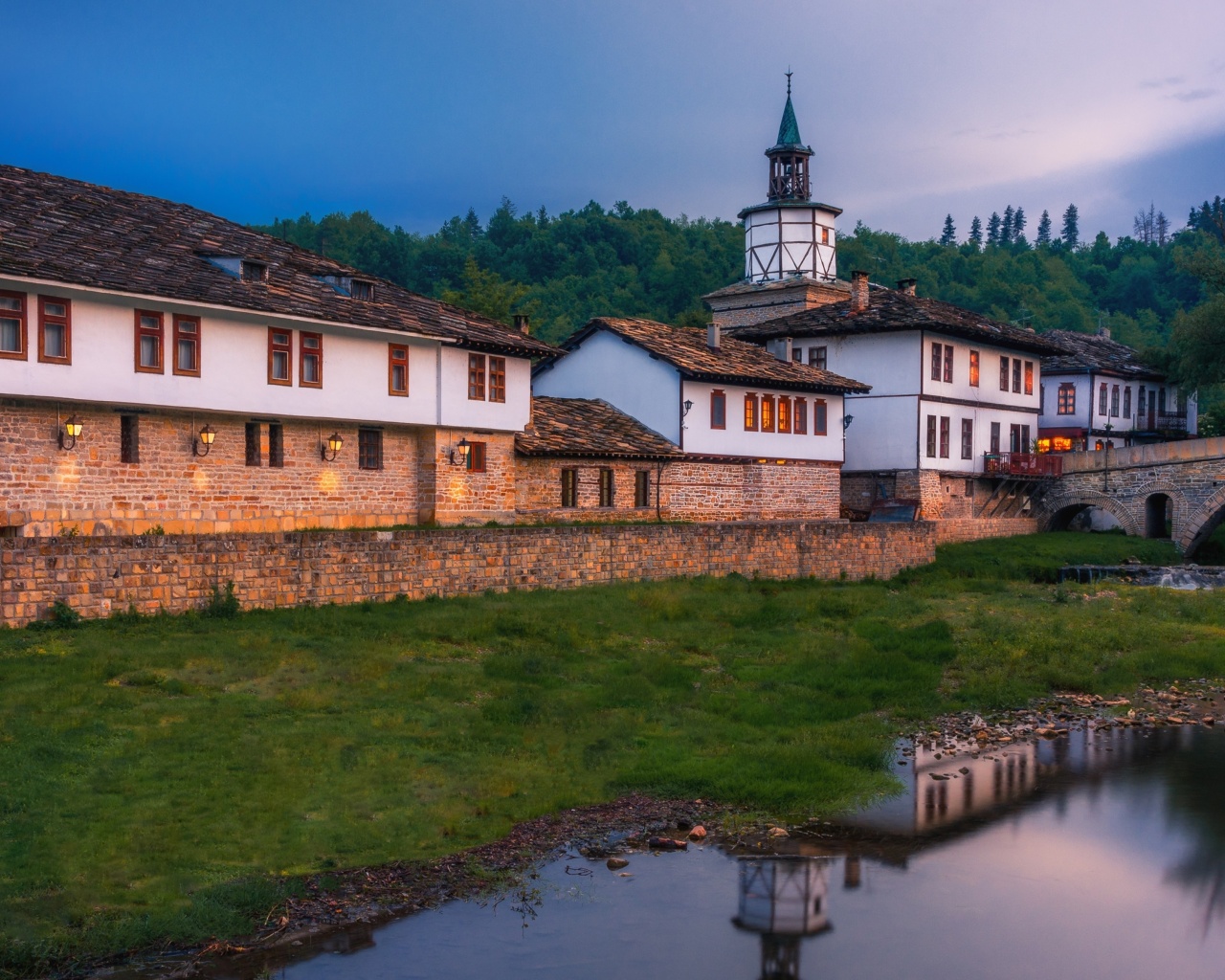 Tryavna Bulgaria screenshot #1 1280x1024