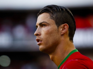 Fondo de pantalla Cristiano Ronaldo Portugal 320x240