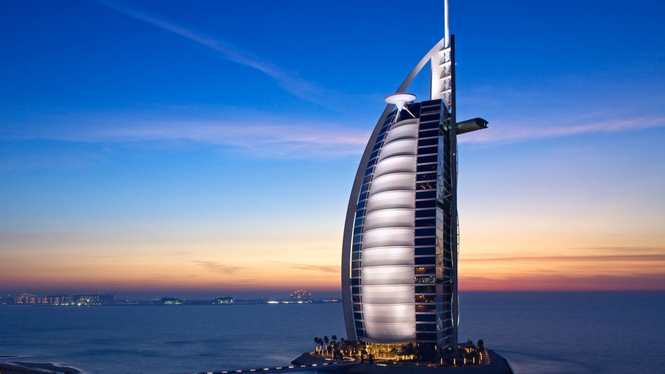 Screenshot №1 pro téma Tower Of Arabs In Dubai 1366x768