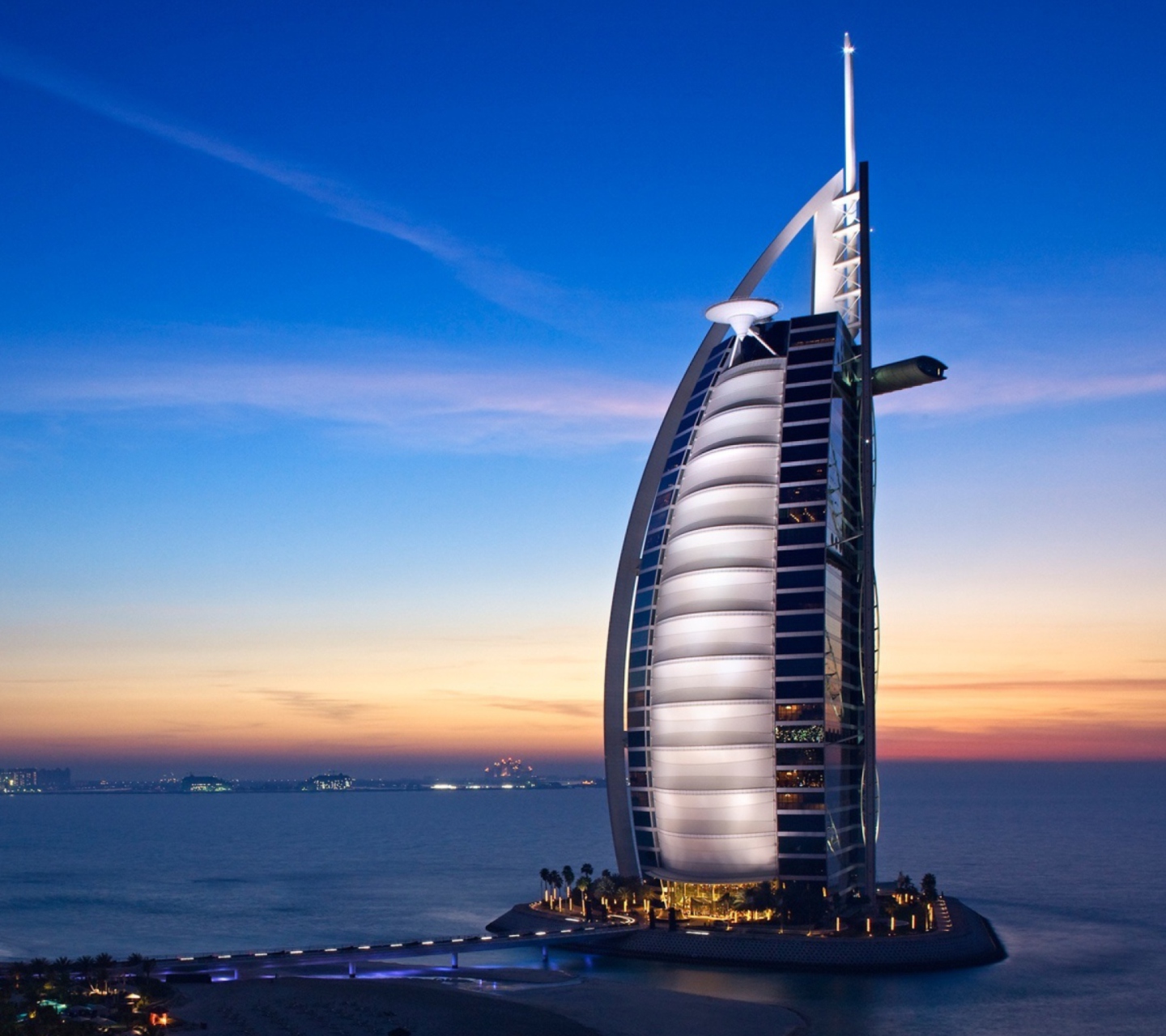 Screenshot №1 pro téma Tower Of Arabs In Dubai 1440x1280