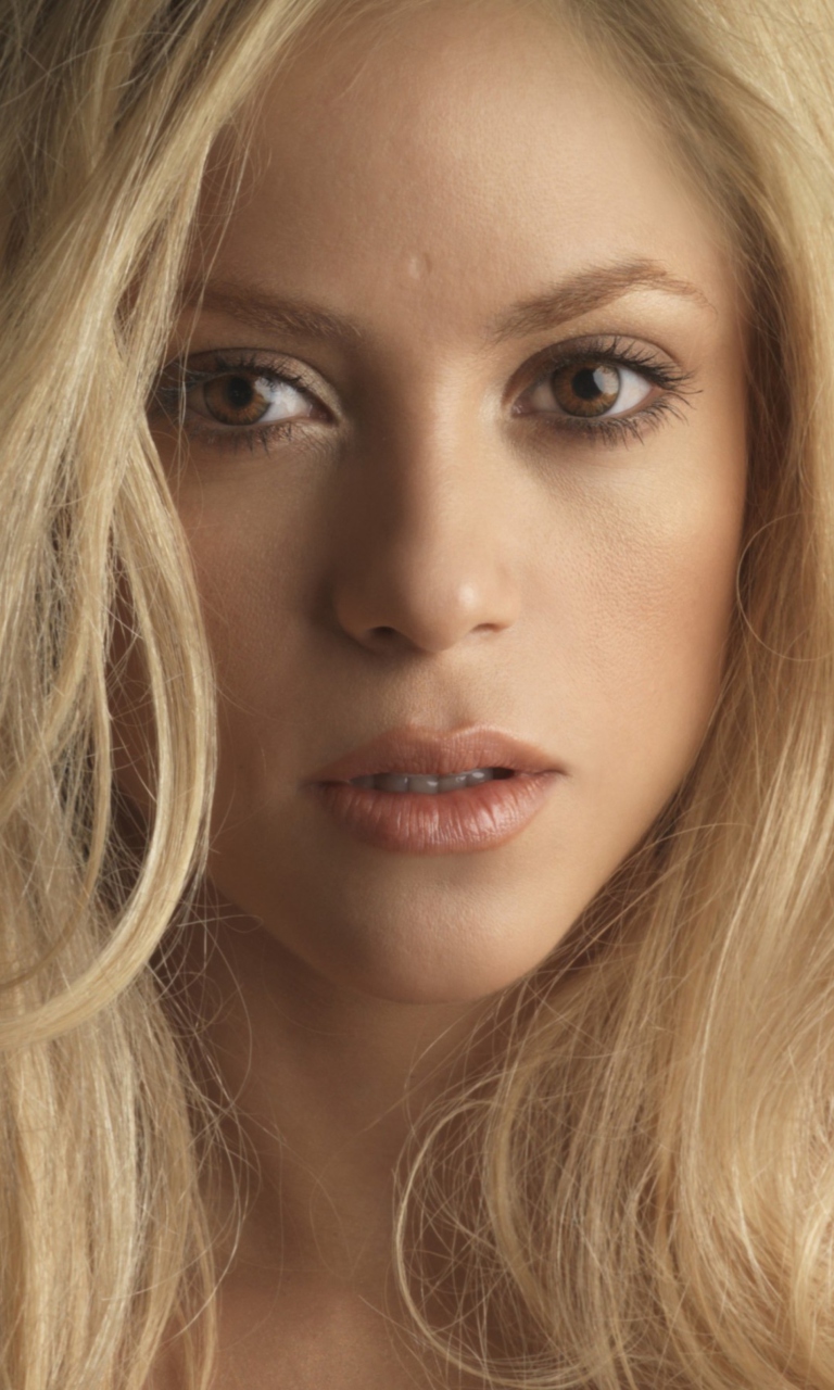 Screenshot №1 pro téma Blonde Shakira 768x1280