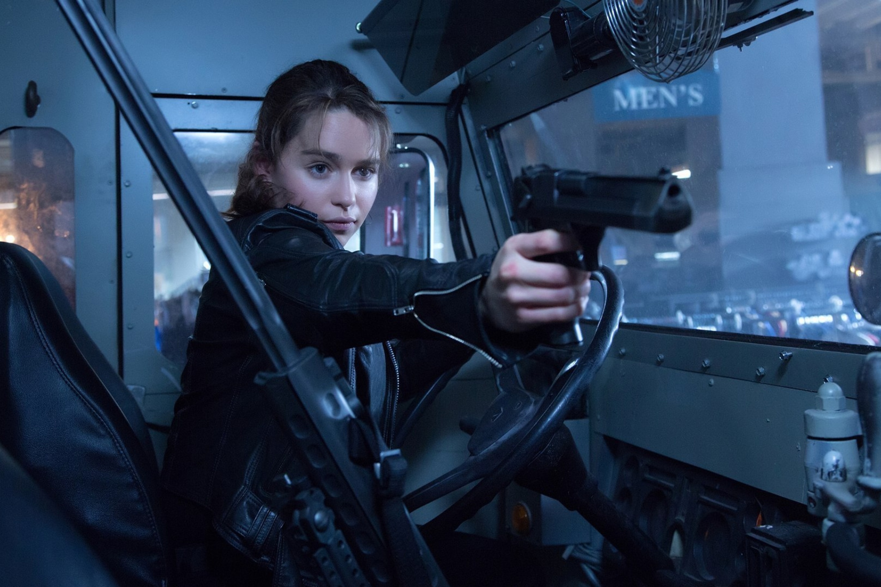 Das Sarah Connor in Terminator 2 Judgment Day Wallpaper 2880x1920