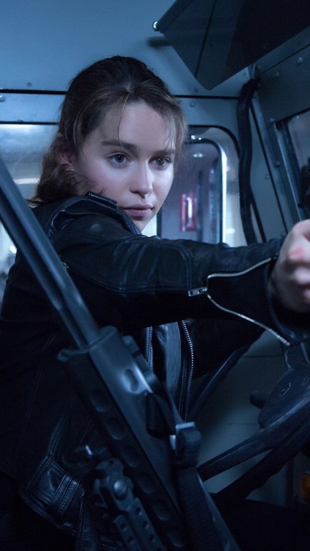 Обои Sarah Connor in Terminator 2 Judgment Day 640x1136