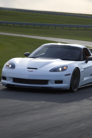 Sfondi 2010 Chevrolet Corvette Z06 Concept 320x480