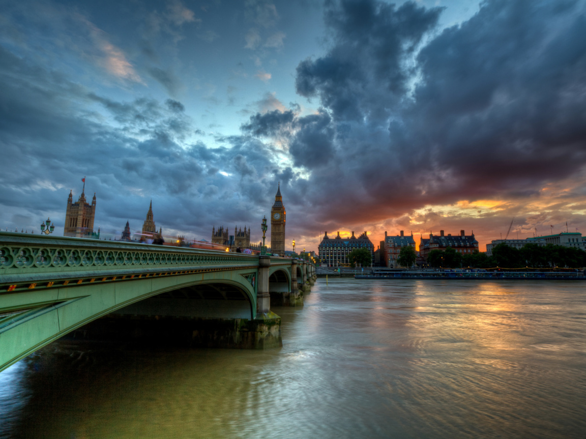 Das Westminster bridge on Thames River Wallpaper 1152x864