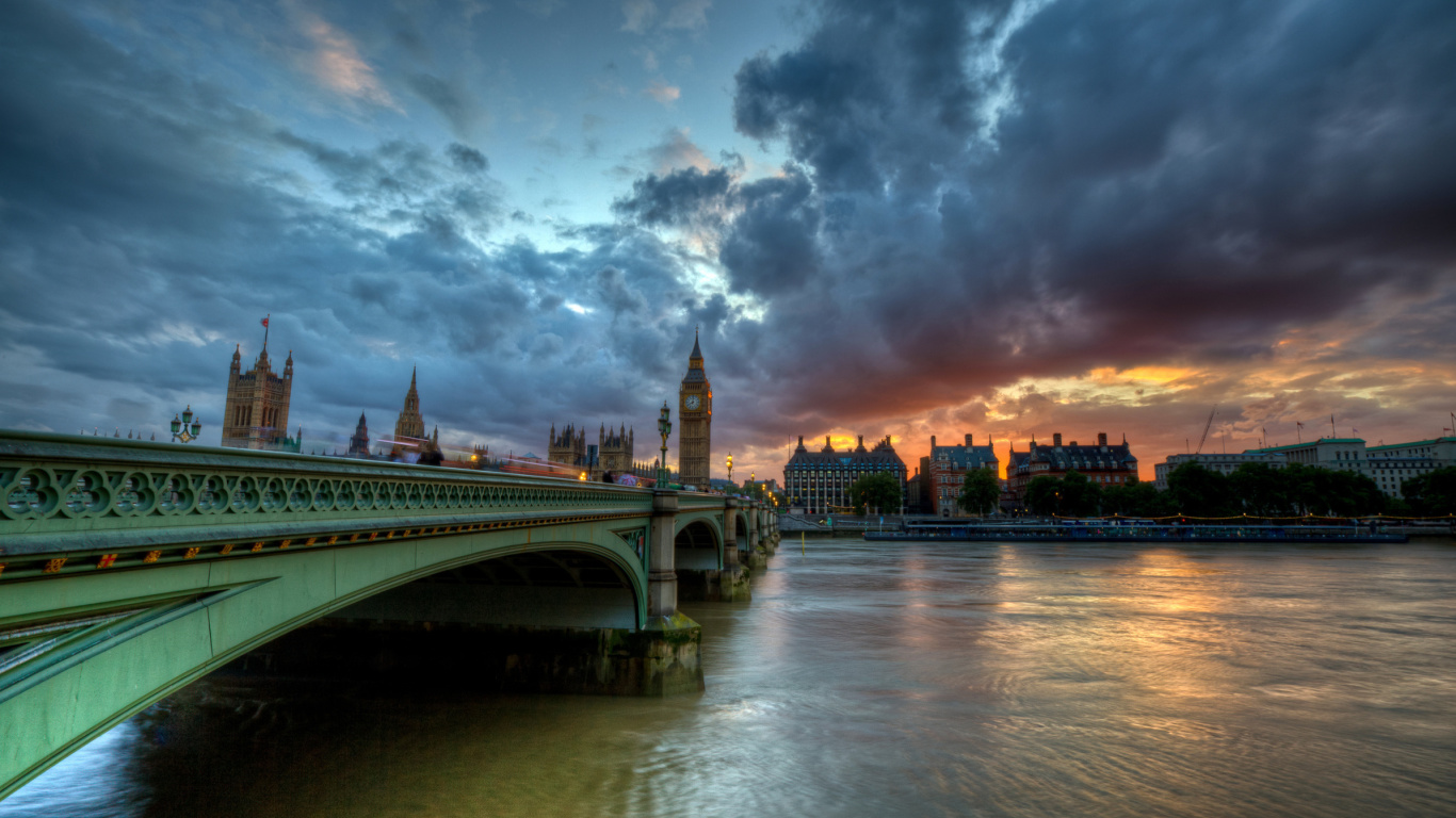 Screenshot №1 pro téma Westminster bridge on Thames River 1366x768