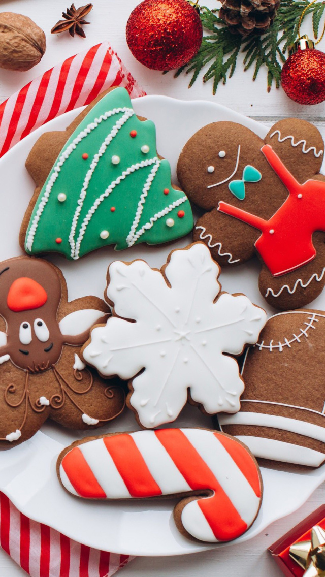 Homemade Christmas Cookies wallpaper 640x1136