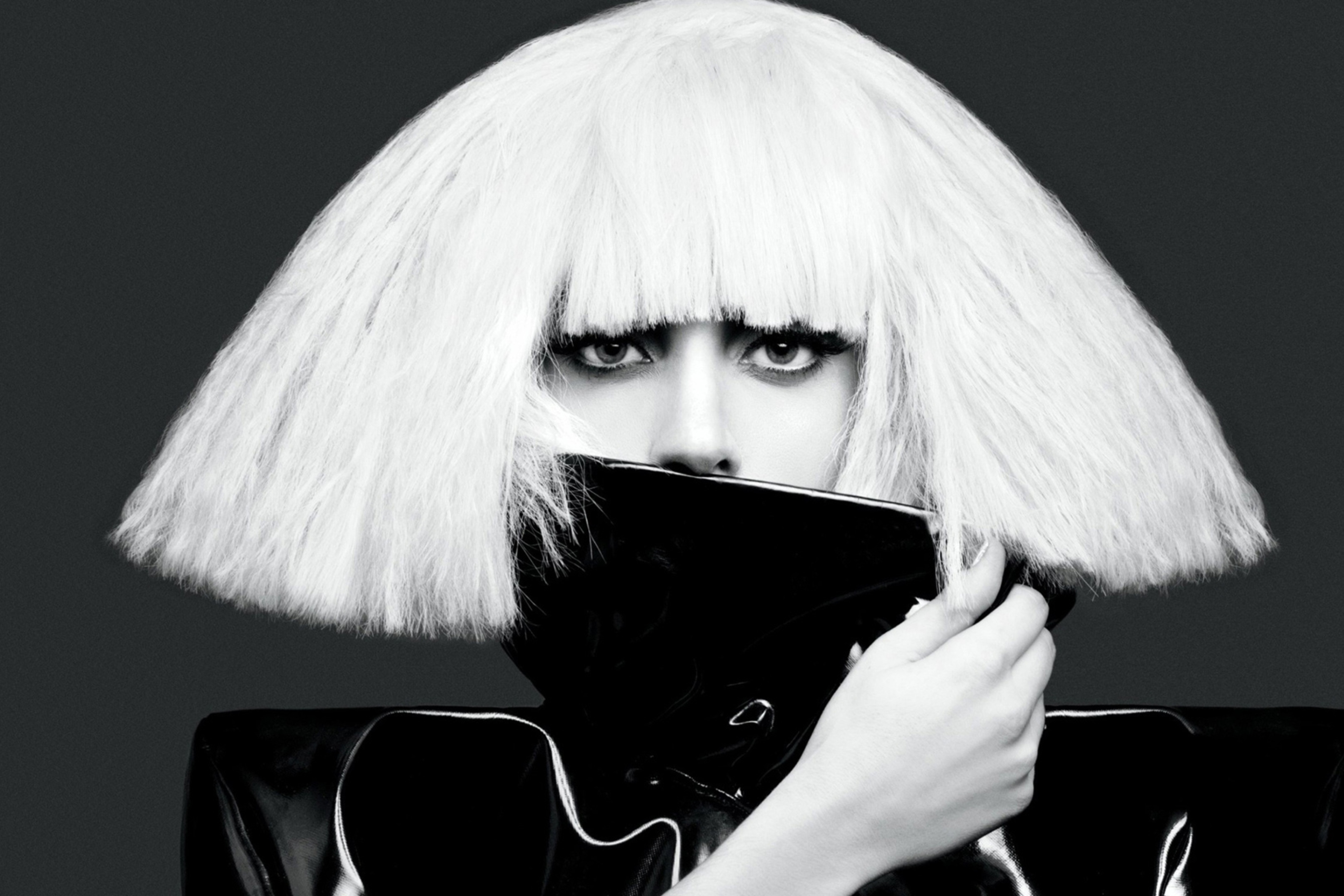 Sfondi Lady Gaga Black And White 2880x1920