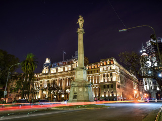 City in Argentina wallpaper 320x240