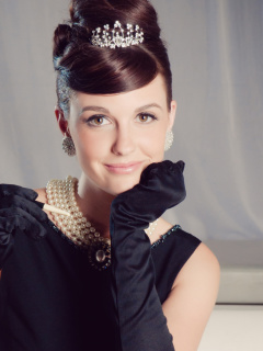 Audrey Hepburn screenshot #1 240x320