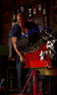 Sfondi Fast And Furious 6 Dominic Toretto 240x400