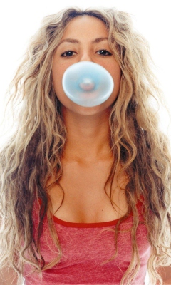 Обои Shakira And Bubble Gum 240x400