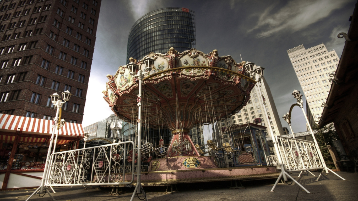 Berlin Carousel screenshot #1 1366x768